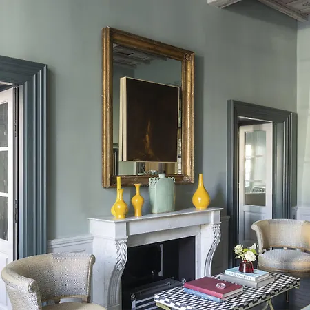 The Place Отель