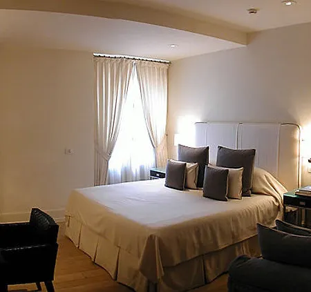 J.k. Place Hotel 5*