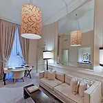 Ξενοδοχείο The Place 5*