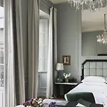 The Place Ξενοδοχείο 5*