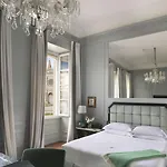 Ξενοδοχείο The Place