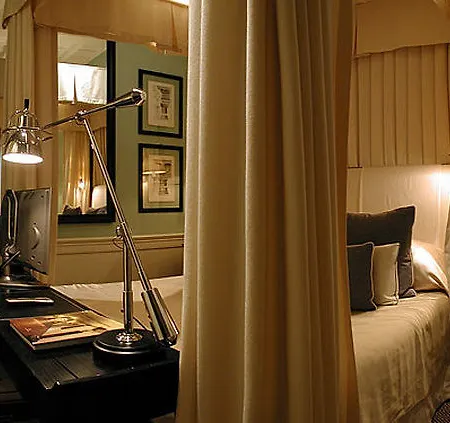 J.k. Place Hotel