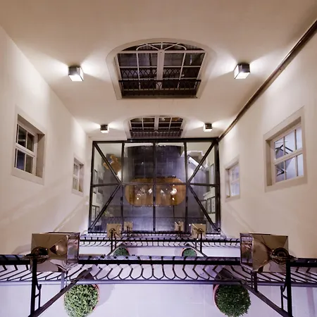 Hotel The Place 5*