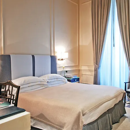 The Place Hotell